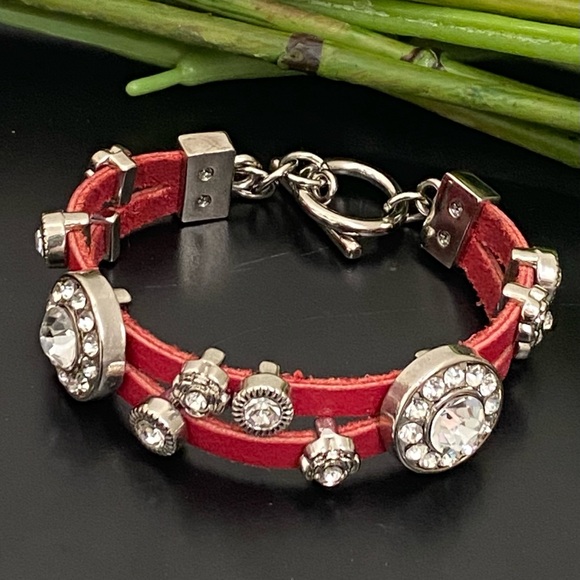 Red Genuine Leather Rhinestone Charms 7 1/2” Toggle Bracelet 36g. - Picture 1 of 15